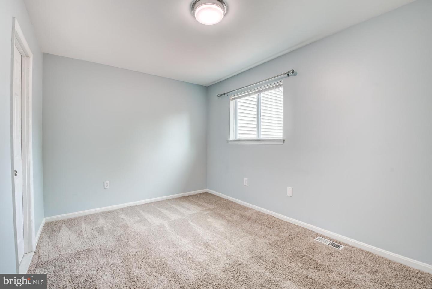 3043 Heathcote Rd