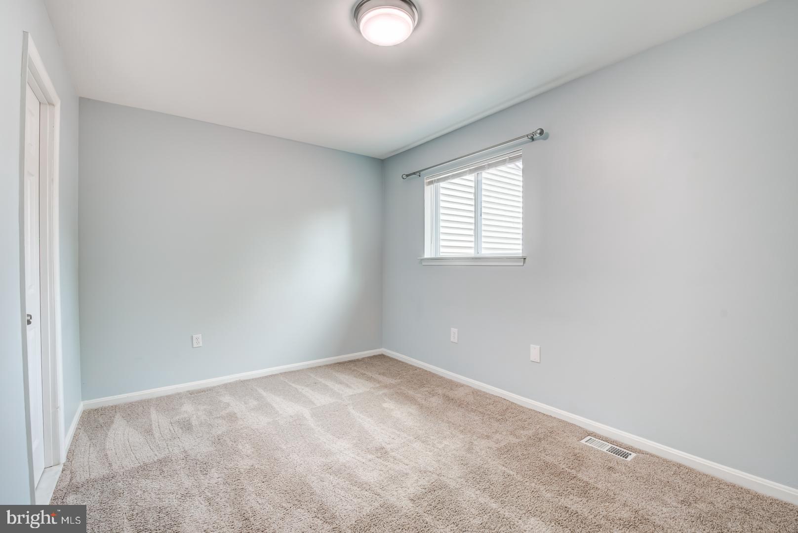 3043 Heathcote Rd