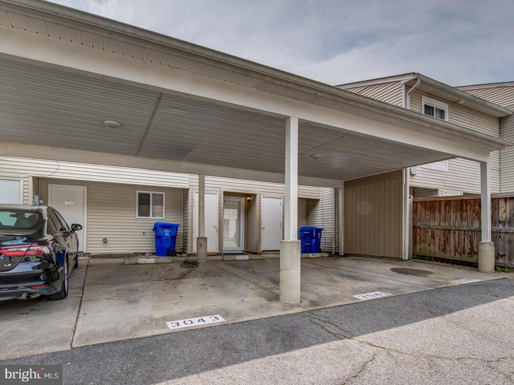 3043 Heathcote Rd
