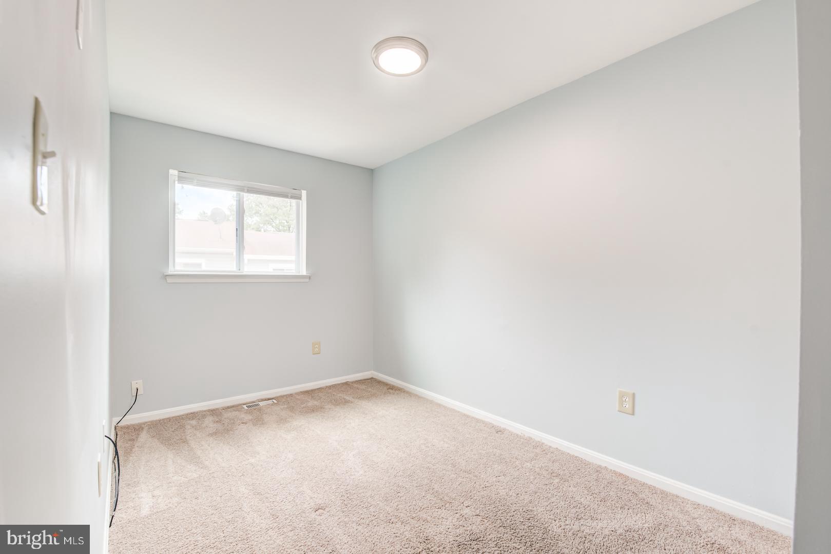3043 Heathcote Rd