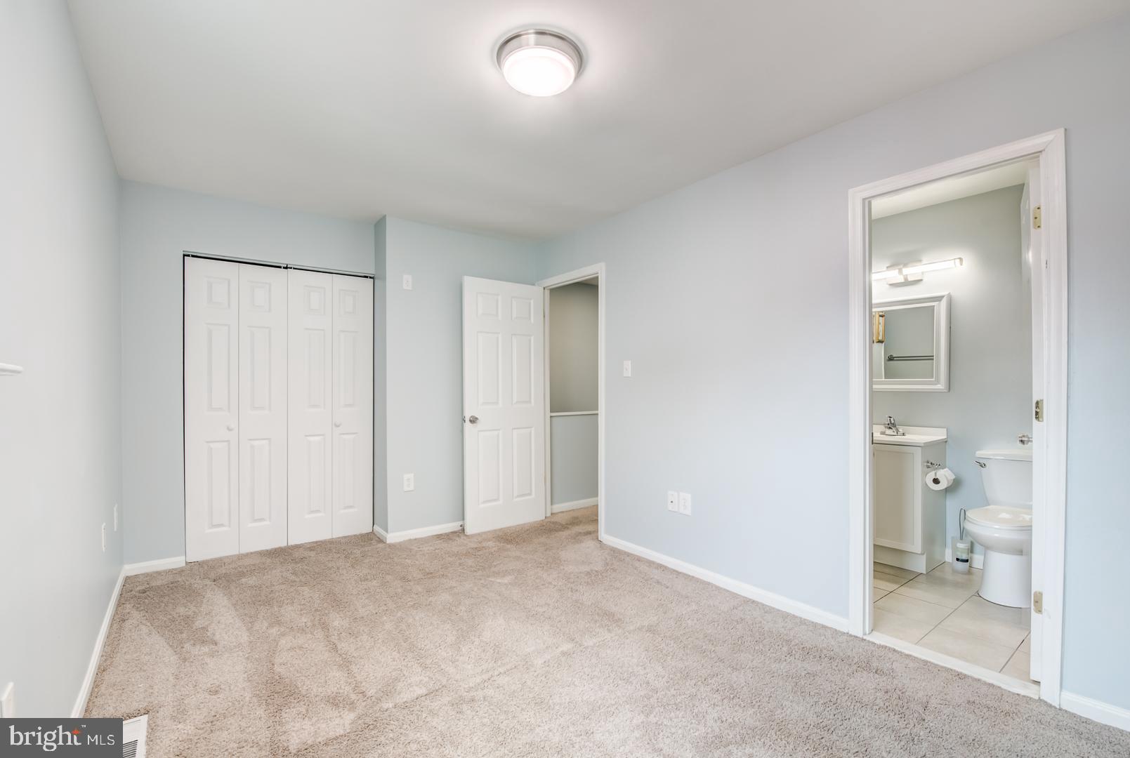 3043 Heathcote Rd