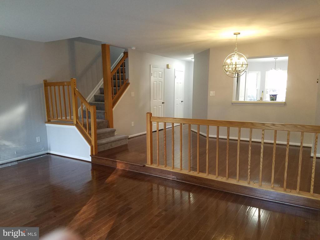 9663 HORSHAM DRIVE