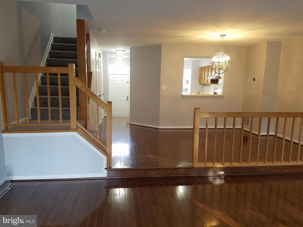 9663 HORSHAM DRIVE