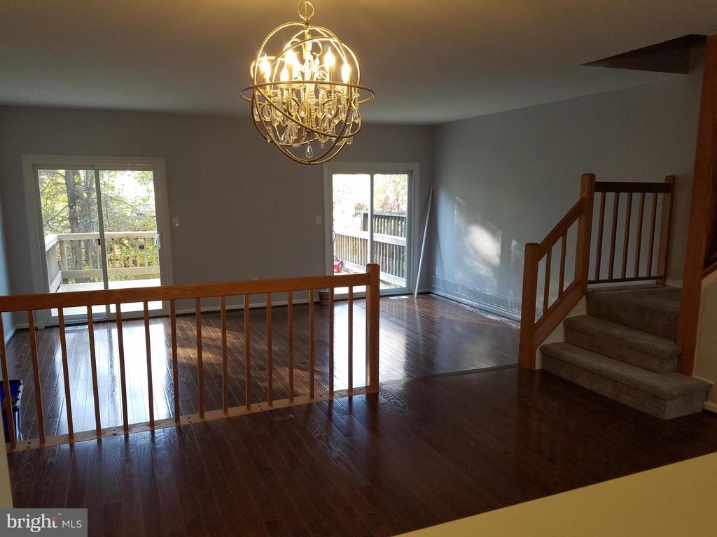 9663 HORSHAM DRIVE