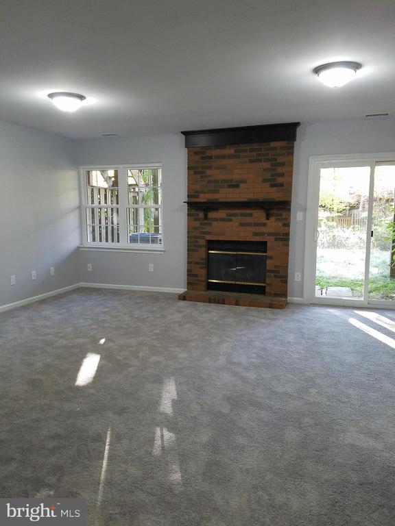 9663 HORSHAM DRIVE