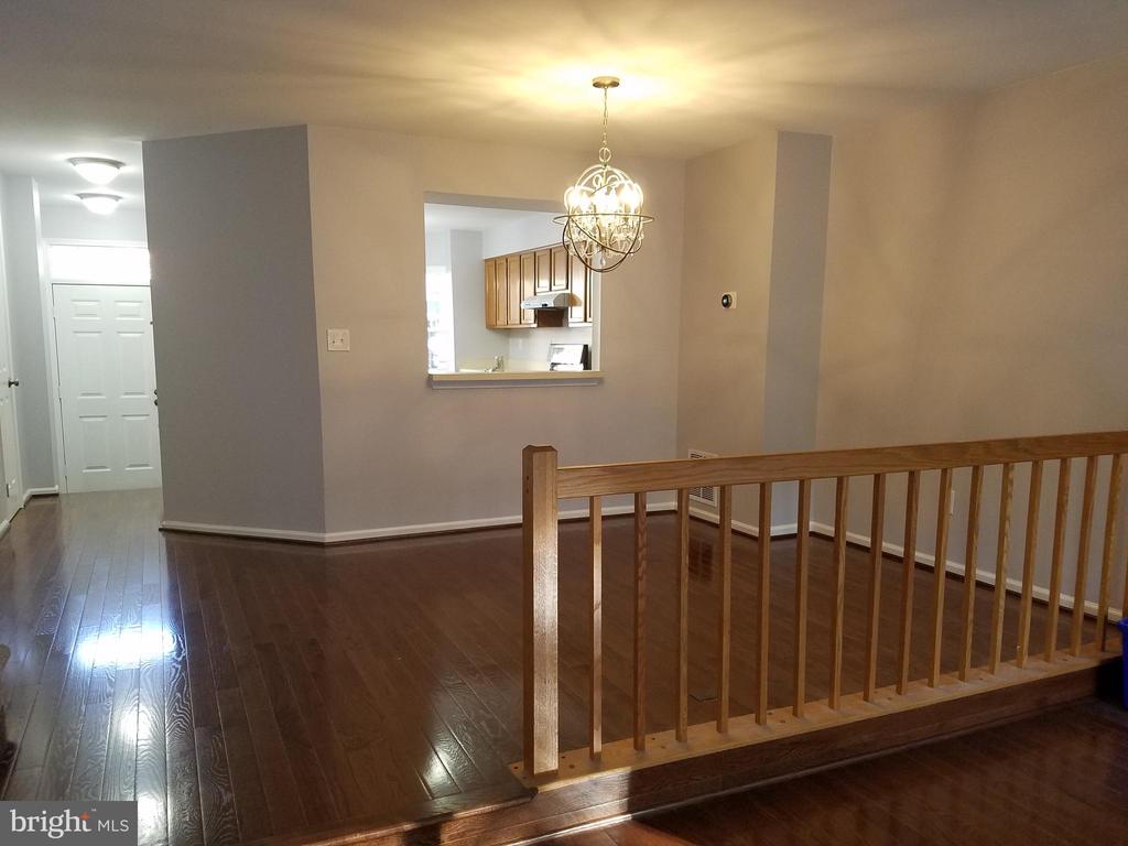 9663 HORSHAM DRIVE