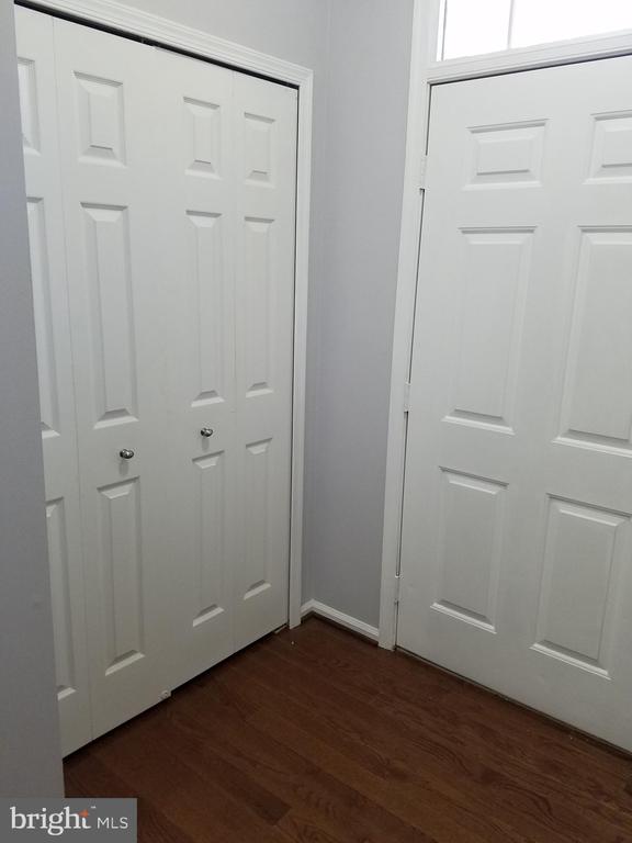 9663 HORSHAM DRIVE