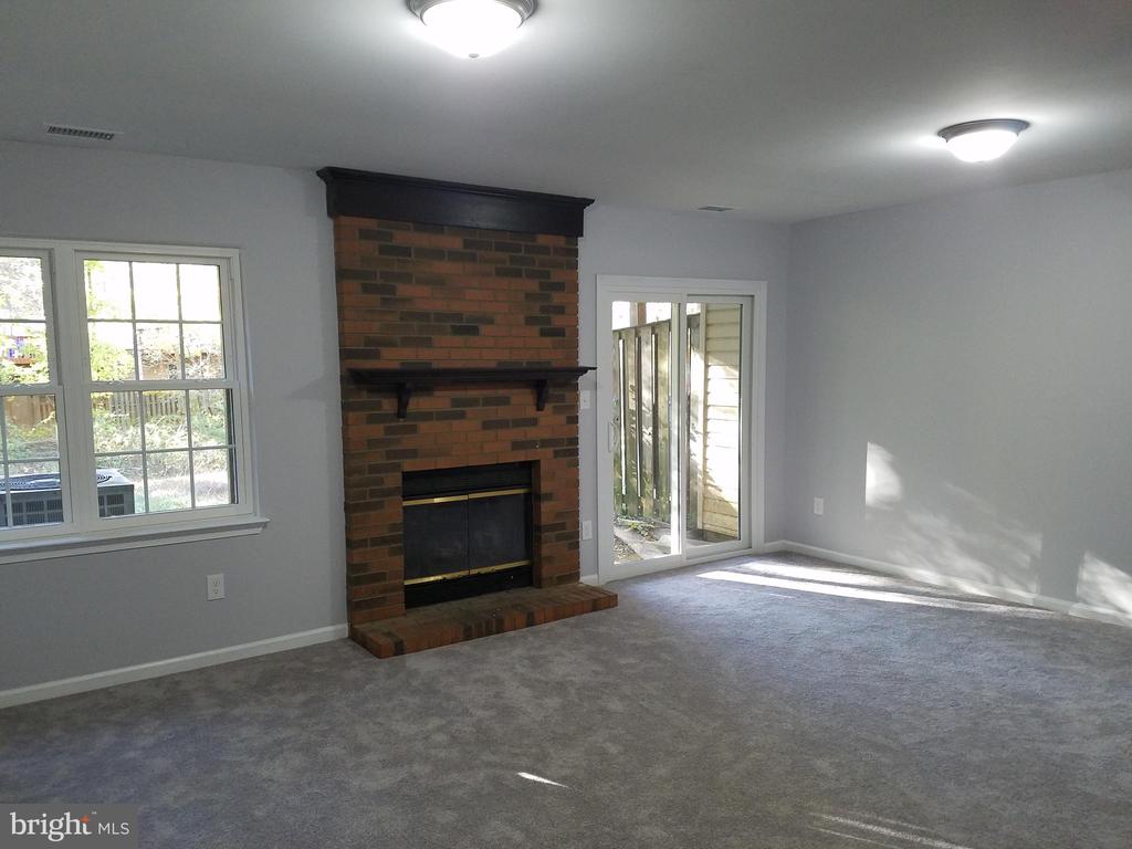 9663 HORSHAM DRIVE