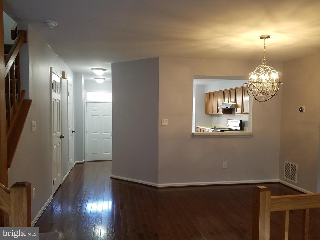 9663 HORSHAM DRIVE