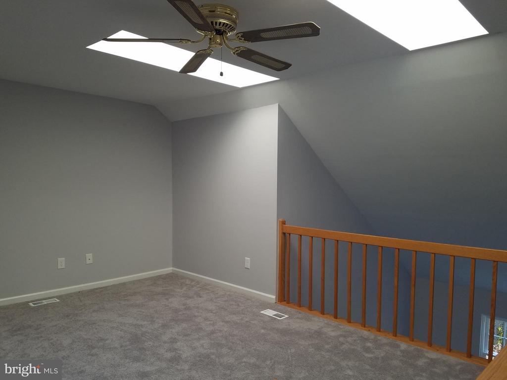 9663 HORSHAM DRIVE