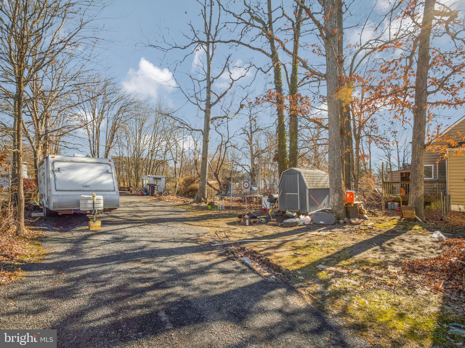 7600 Lanham Lane