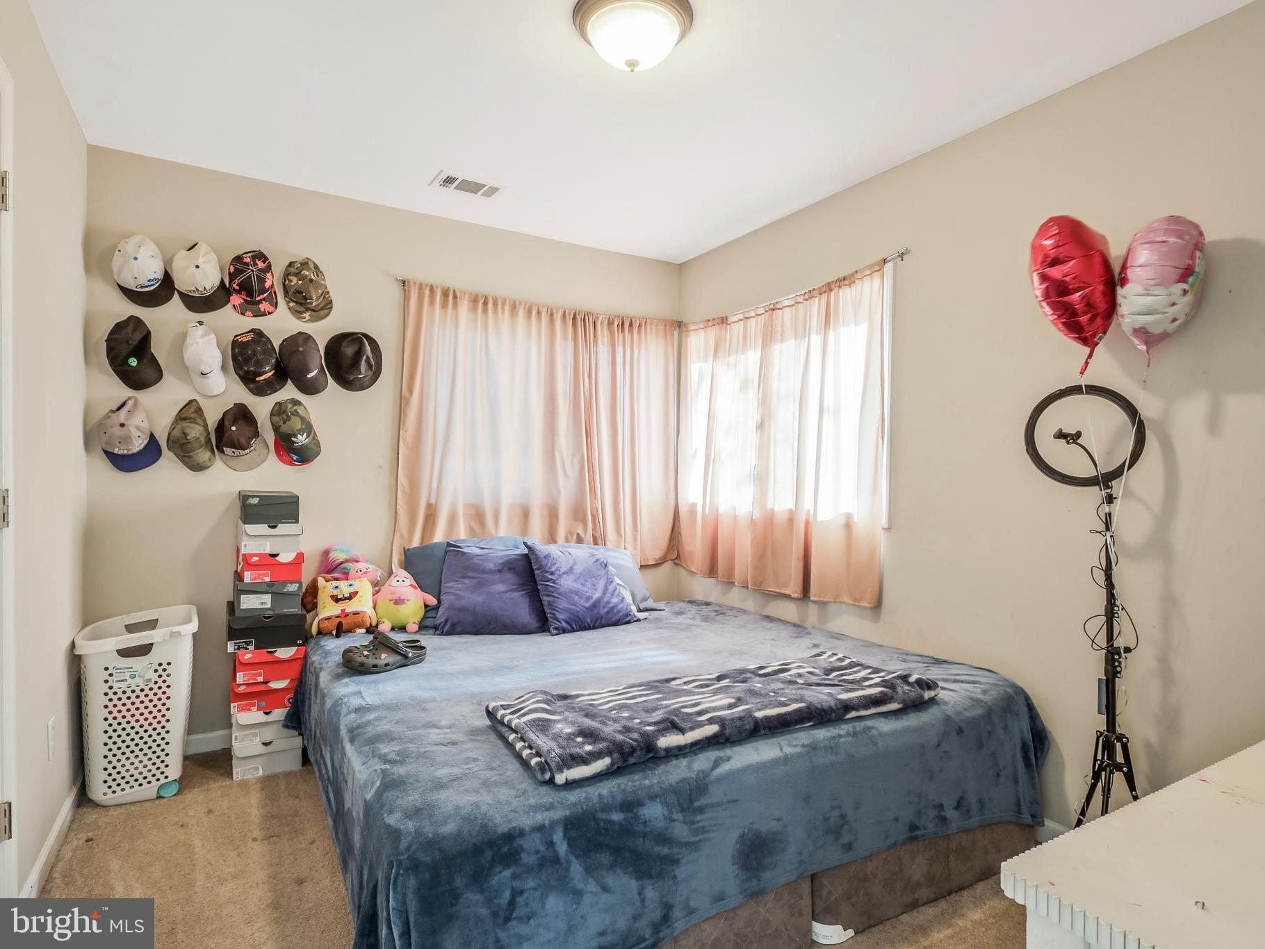 7600 Lanham Lane