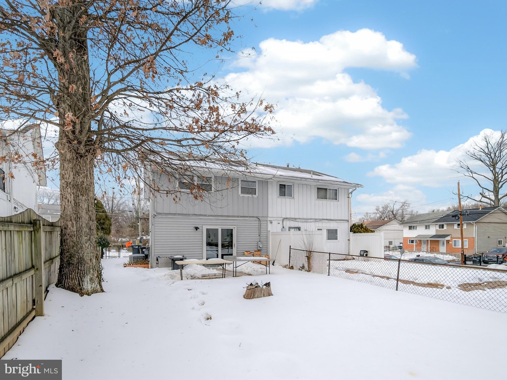 609 CEDARLEAF AVENUE