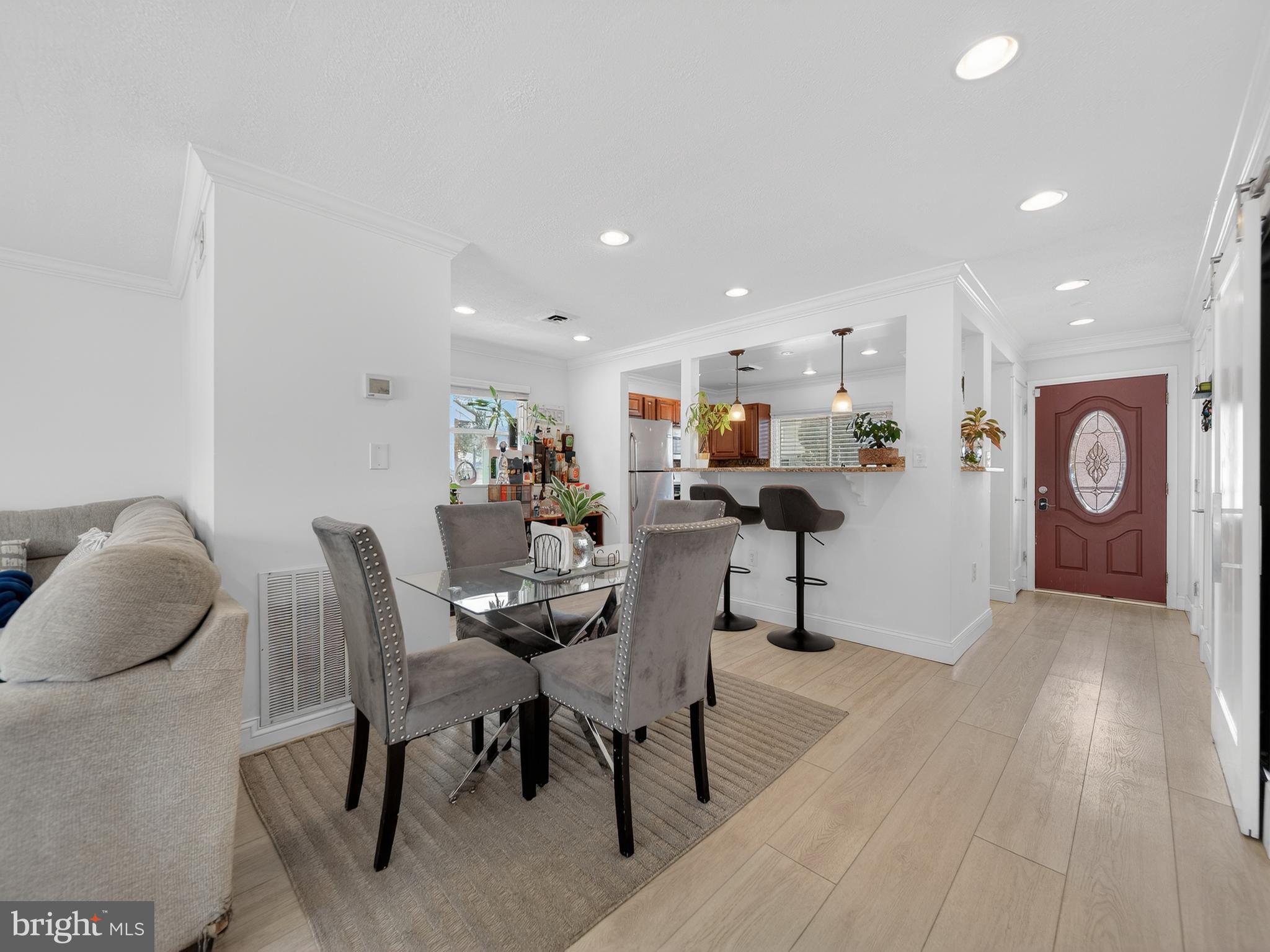 609 CEDARLEAF AVENUE