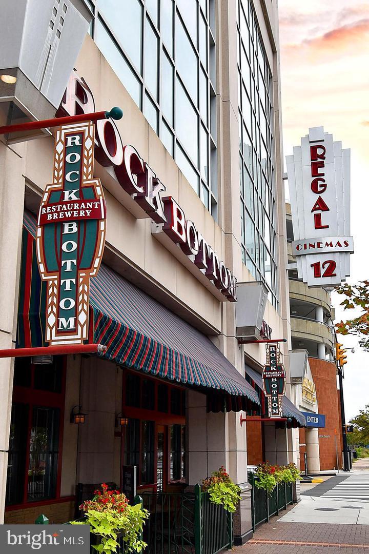 851 N GLEBE ROAD Unit: 105