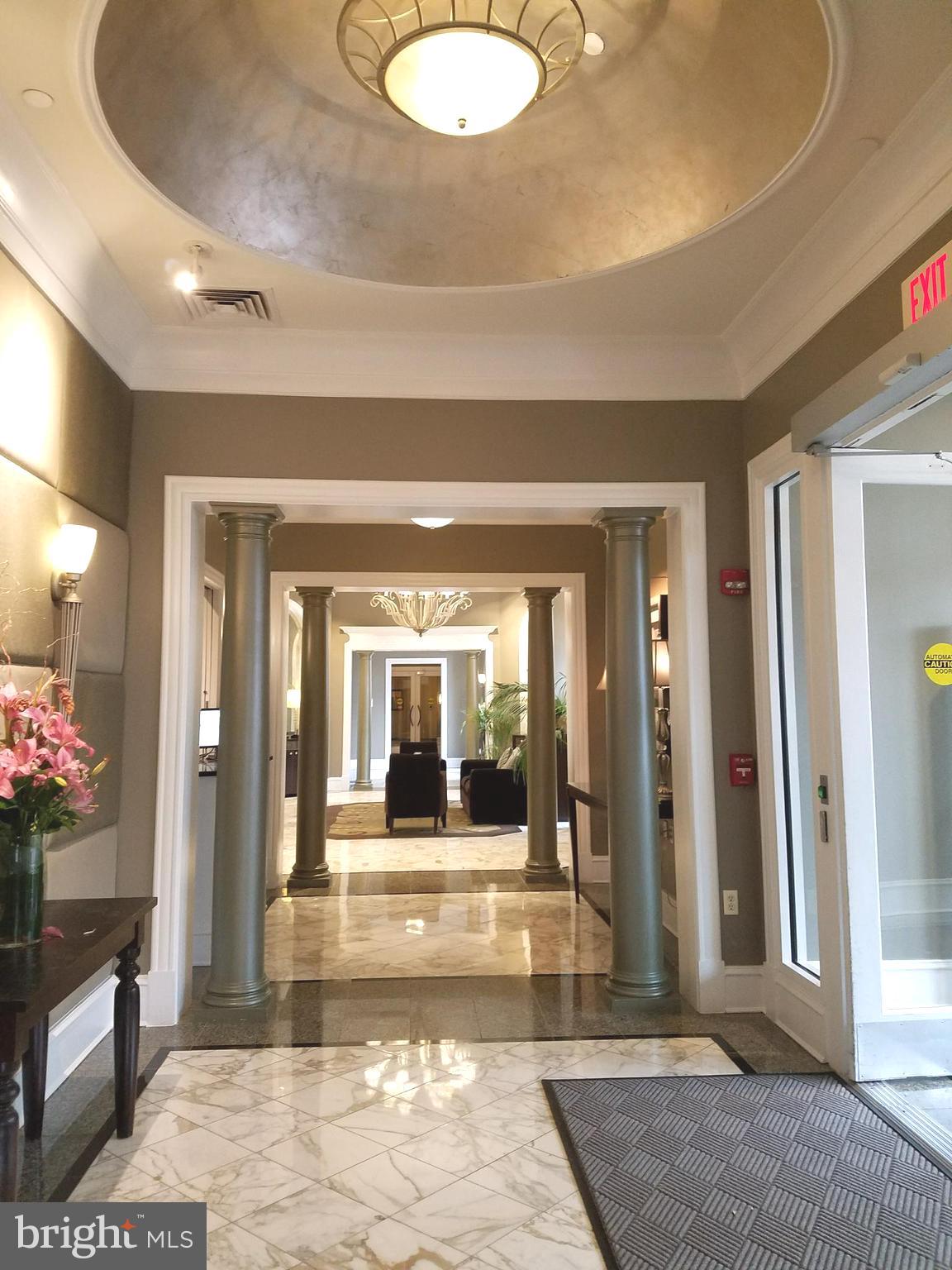 851 N GLEBE RD #1405