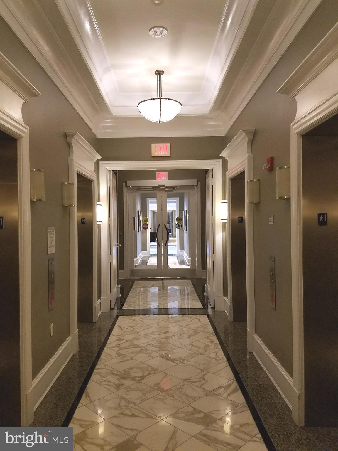 851 N GLEBE RD #1405