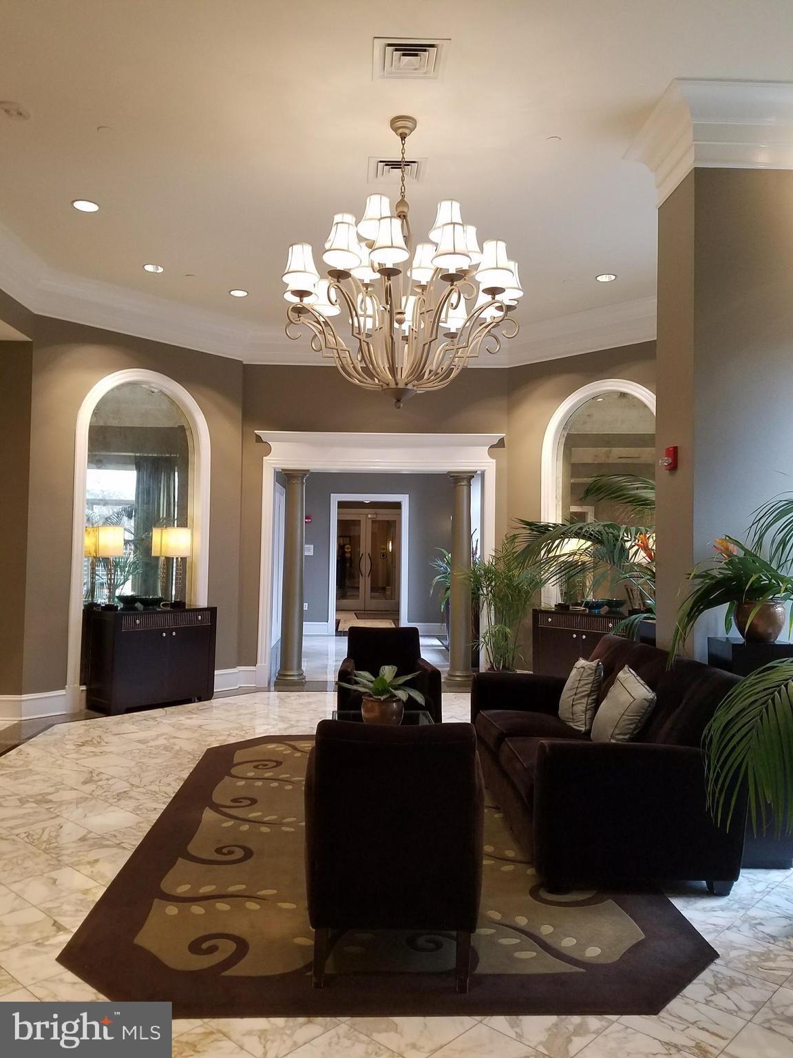 851 N GLEBE RD #1405