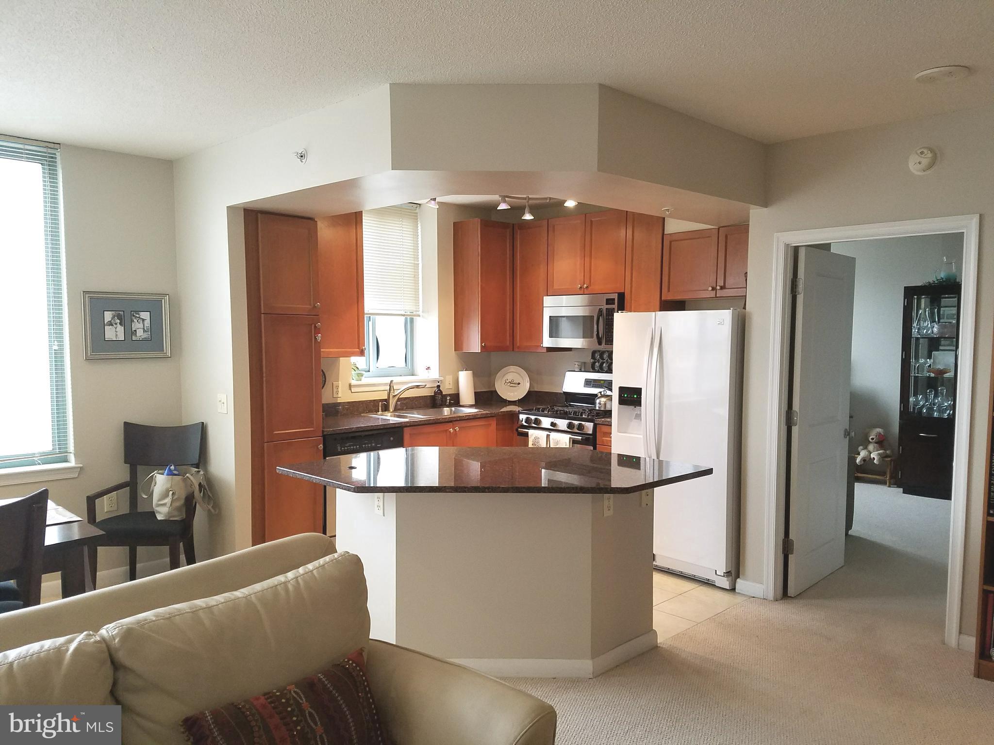 851 N GLEBE RD #1405