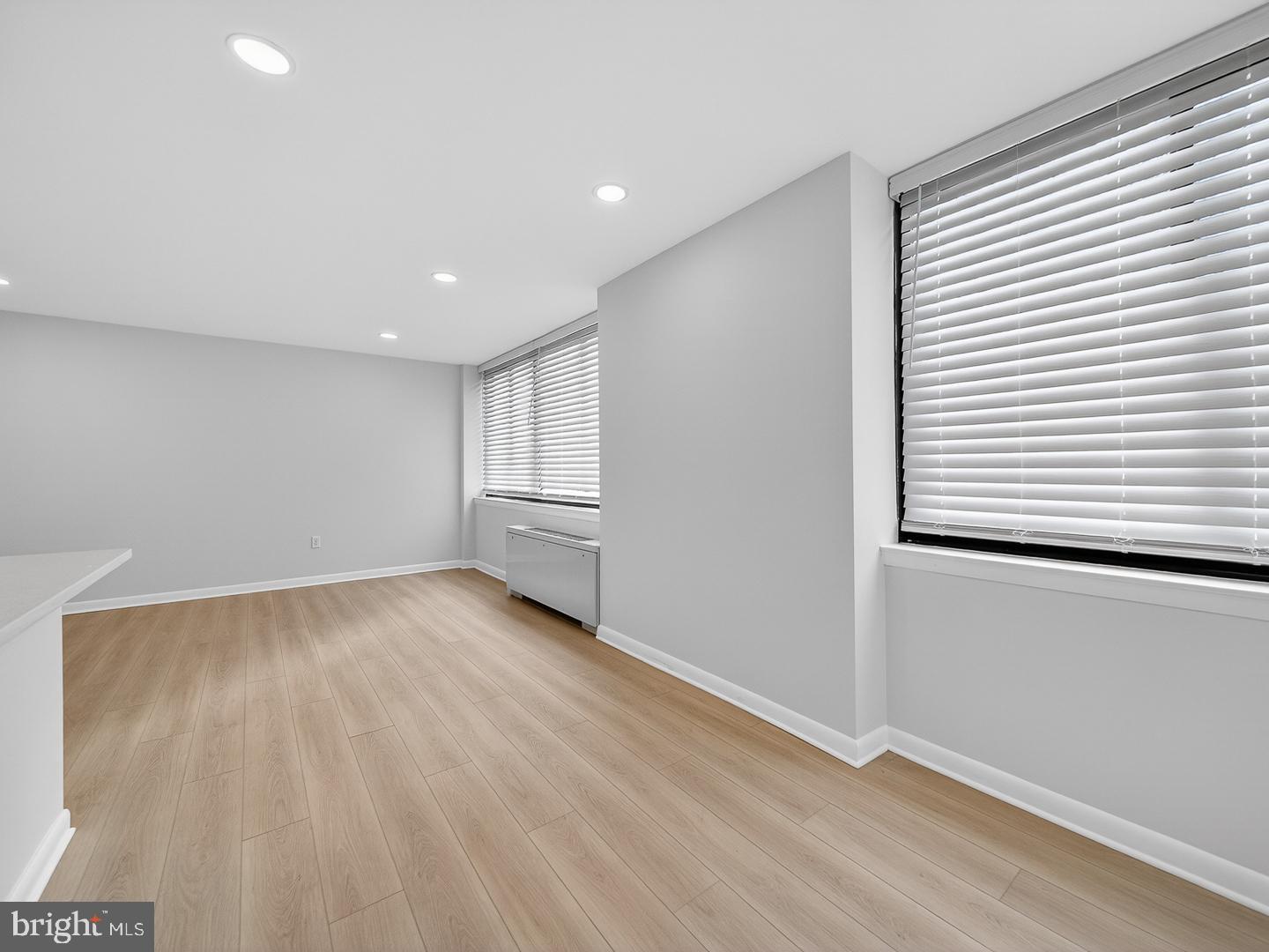 4390 LORCOM LANE 410