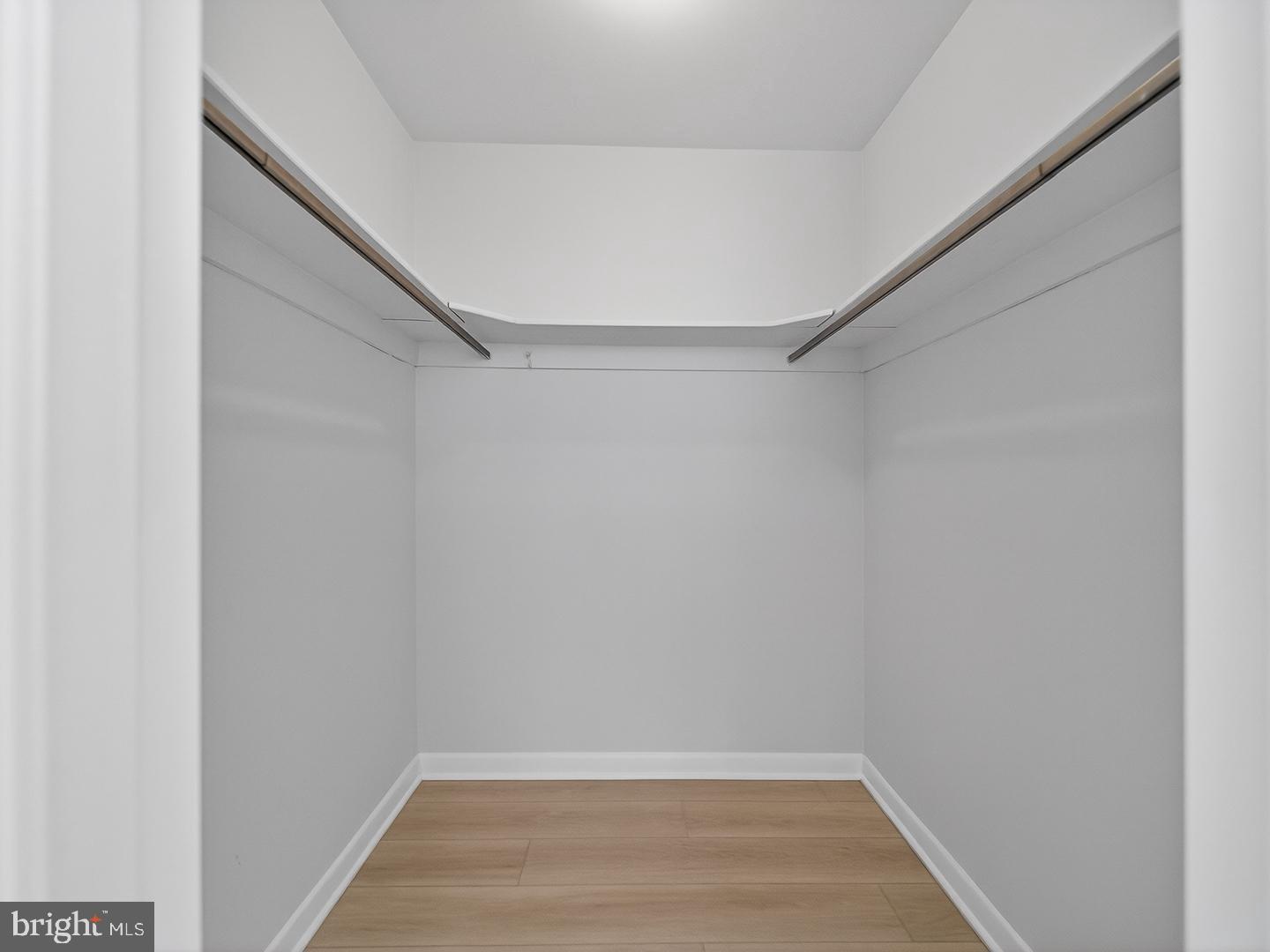 4390 LORCOM LANE 410