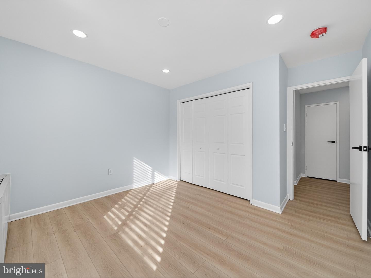 4390 LORCOM LANE 410