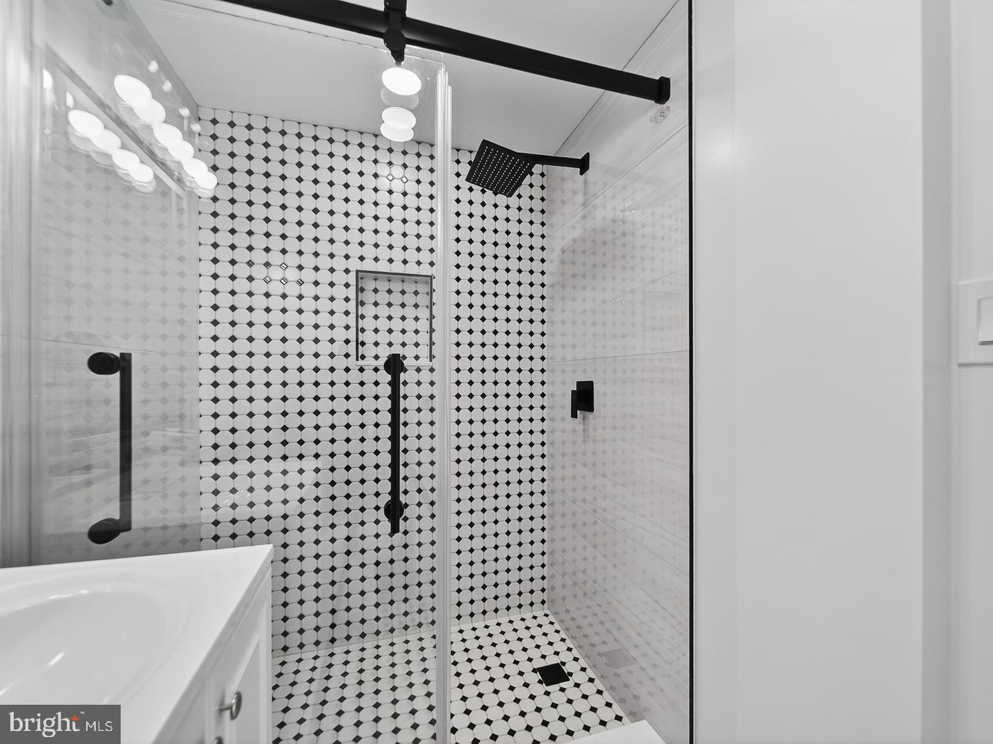 4390 LORCOM LANE 410