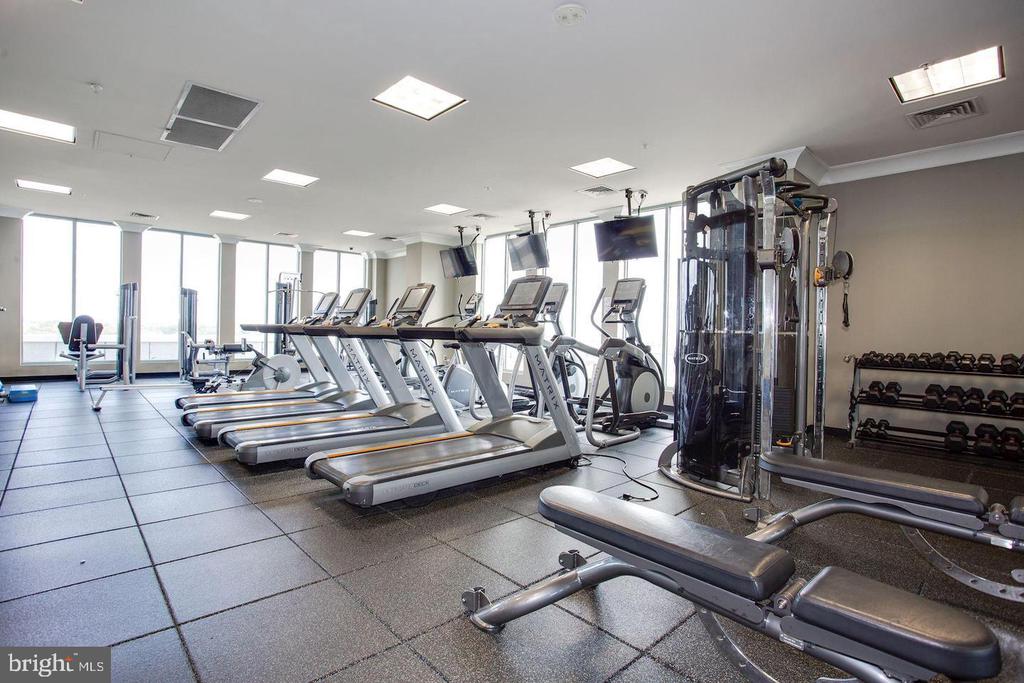 851 N GLEBE ROAD N 1405