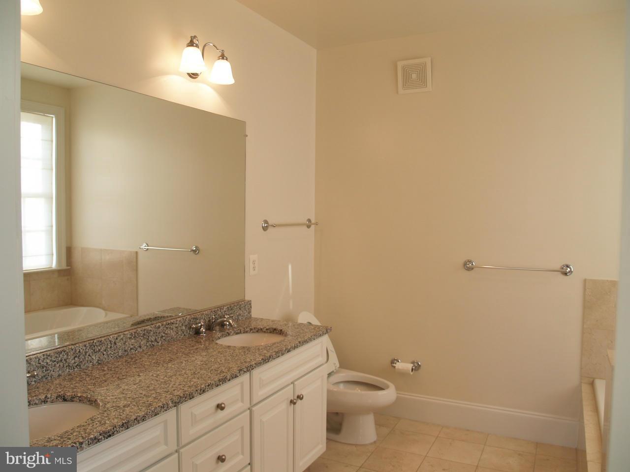 600 SECOND STREET Unit: 303