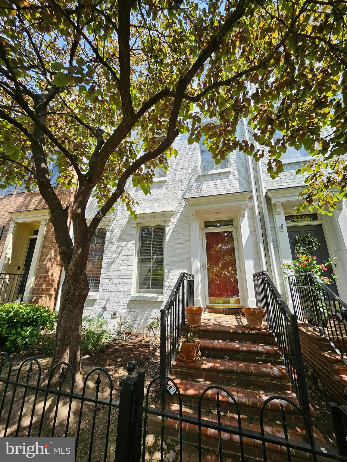 421 COOK ST