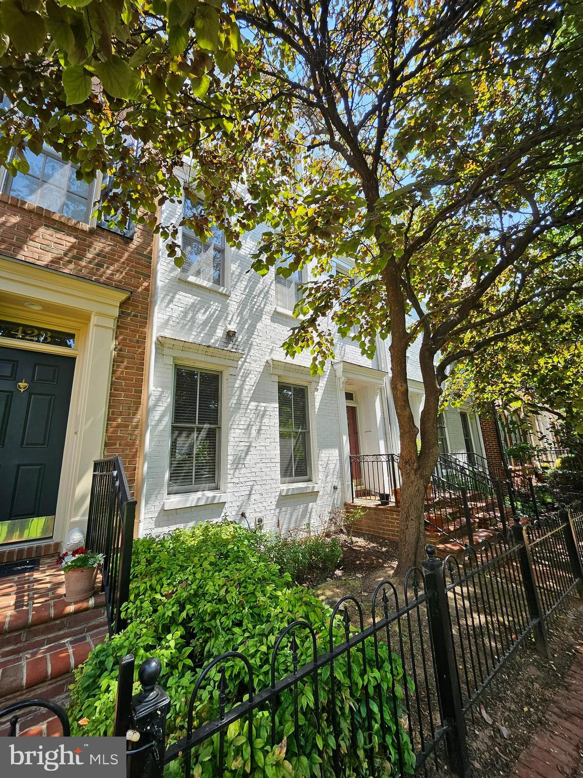 421 COOK ST