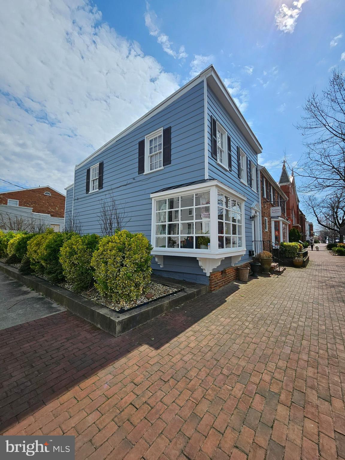 604 S. Washington St