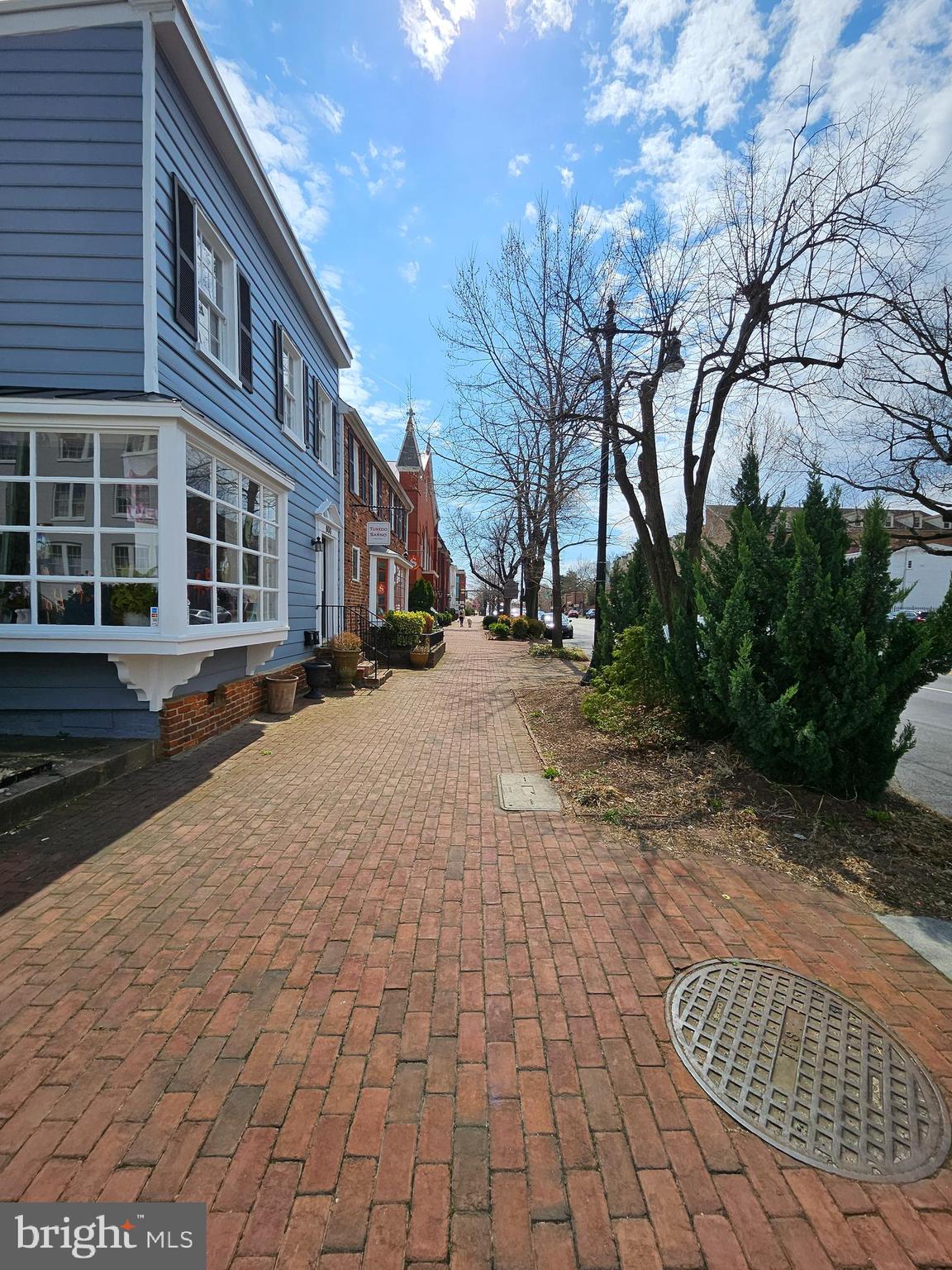 604 S. Washington St