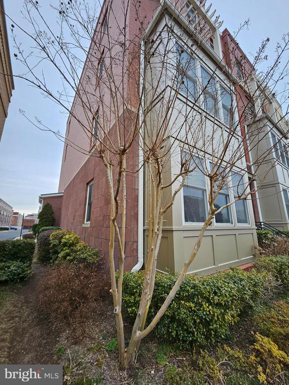 620 E HOWELL AVENUE 101