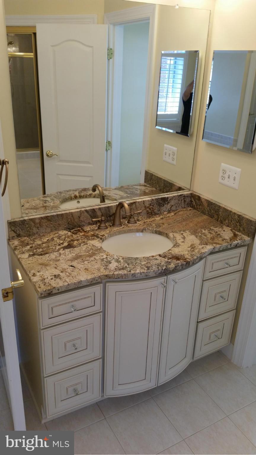 1632 Colonial Hills Dr