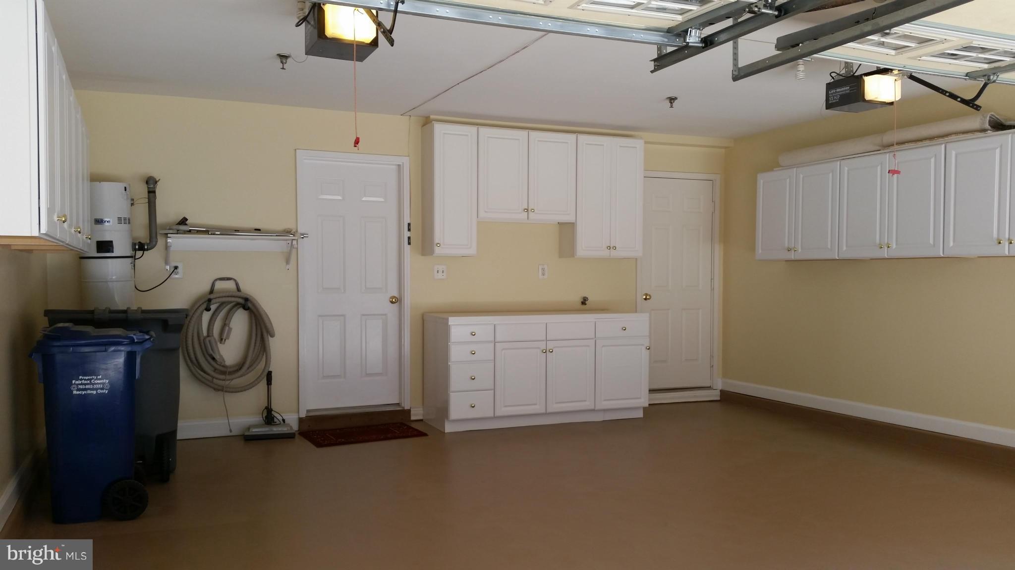 1632 Colonial Hills Dr