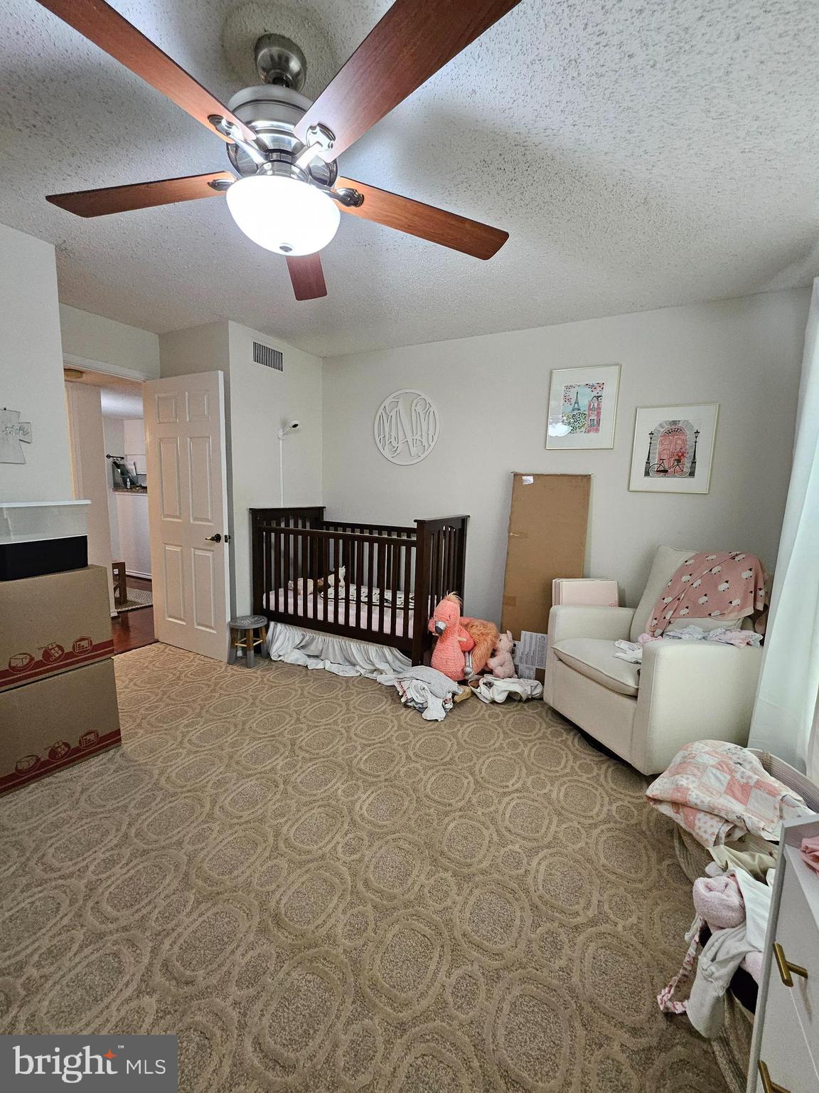 1527 Lincoln Way #202