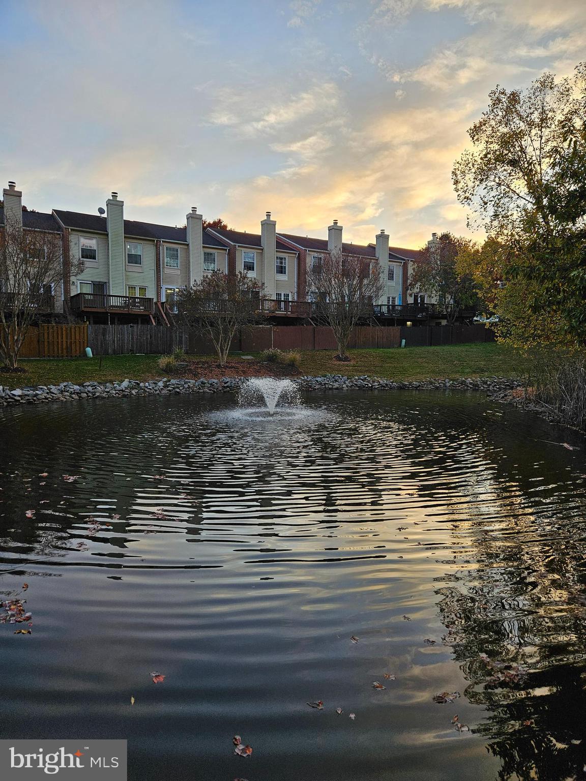 6517 KEMPER LAKES CT