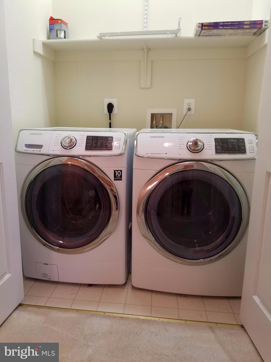 5985 MEADOW BROOK DR