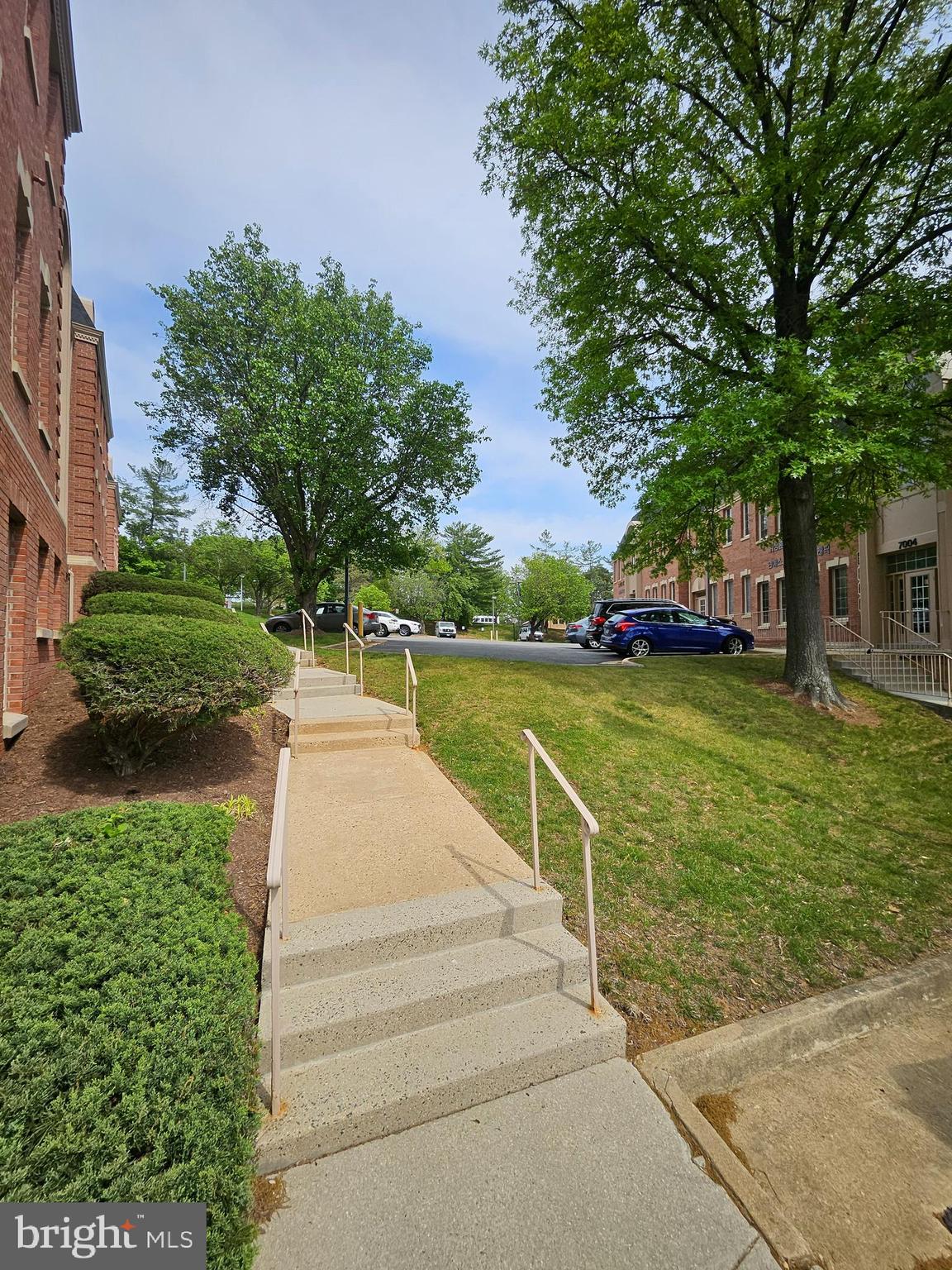 7006 Little River Tpke #A