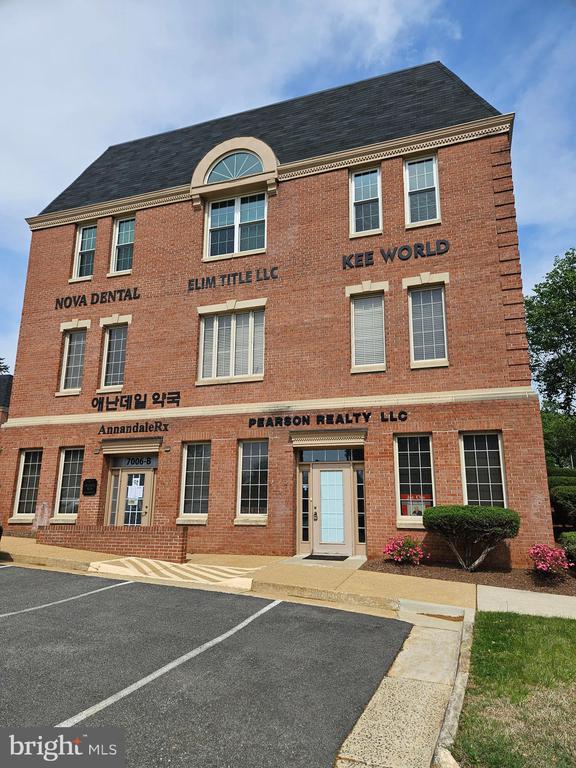 7006 Little River Tpke #A