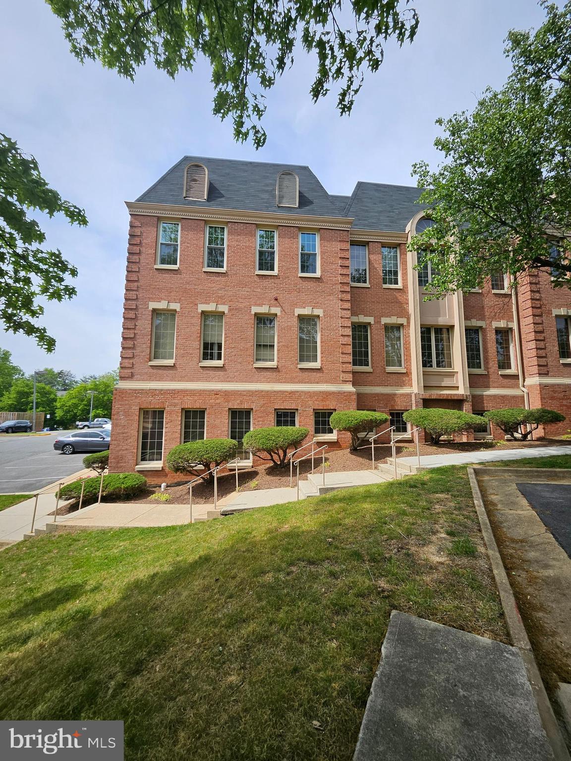 7006 Little River Tpke #A
