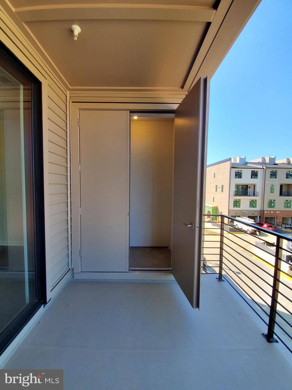 1738 MCKENNA POINT DR. MCKENNA POINT DR