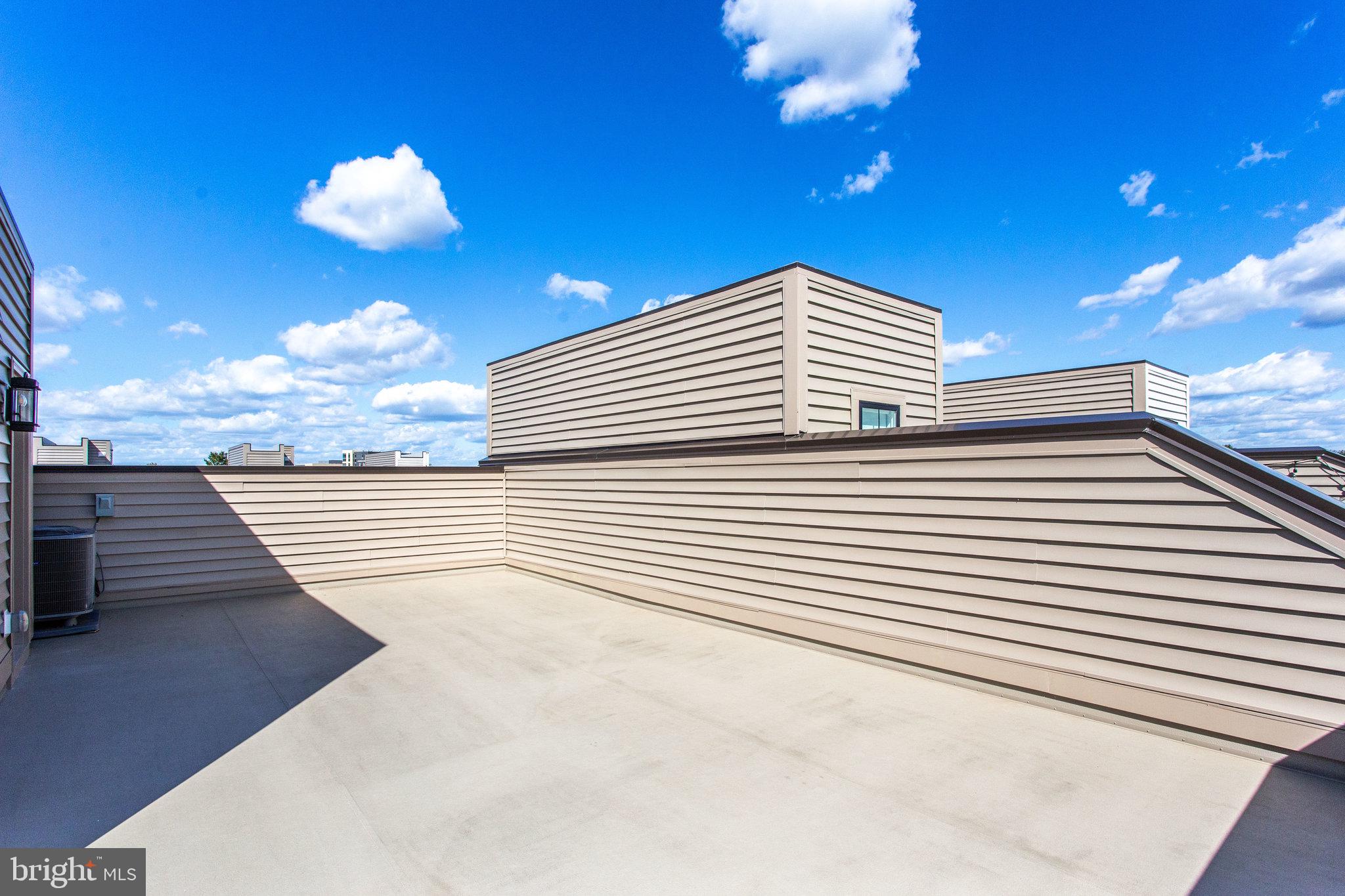 1738 MCKENNA POINT DR. MCKENNA POINT DR