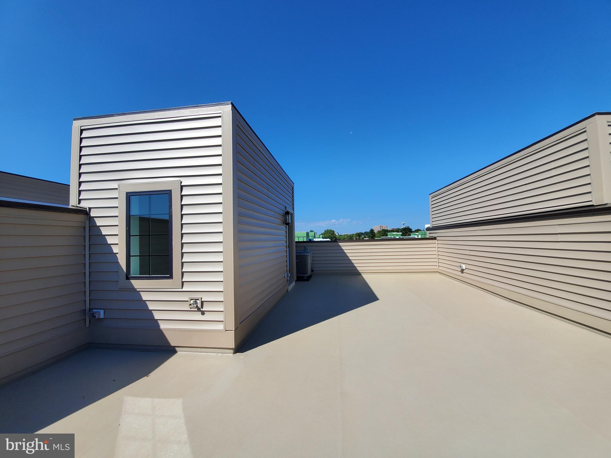 1738 MCKENNA POINT DR. MCKENNA POINT DR