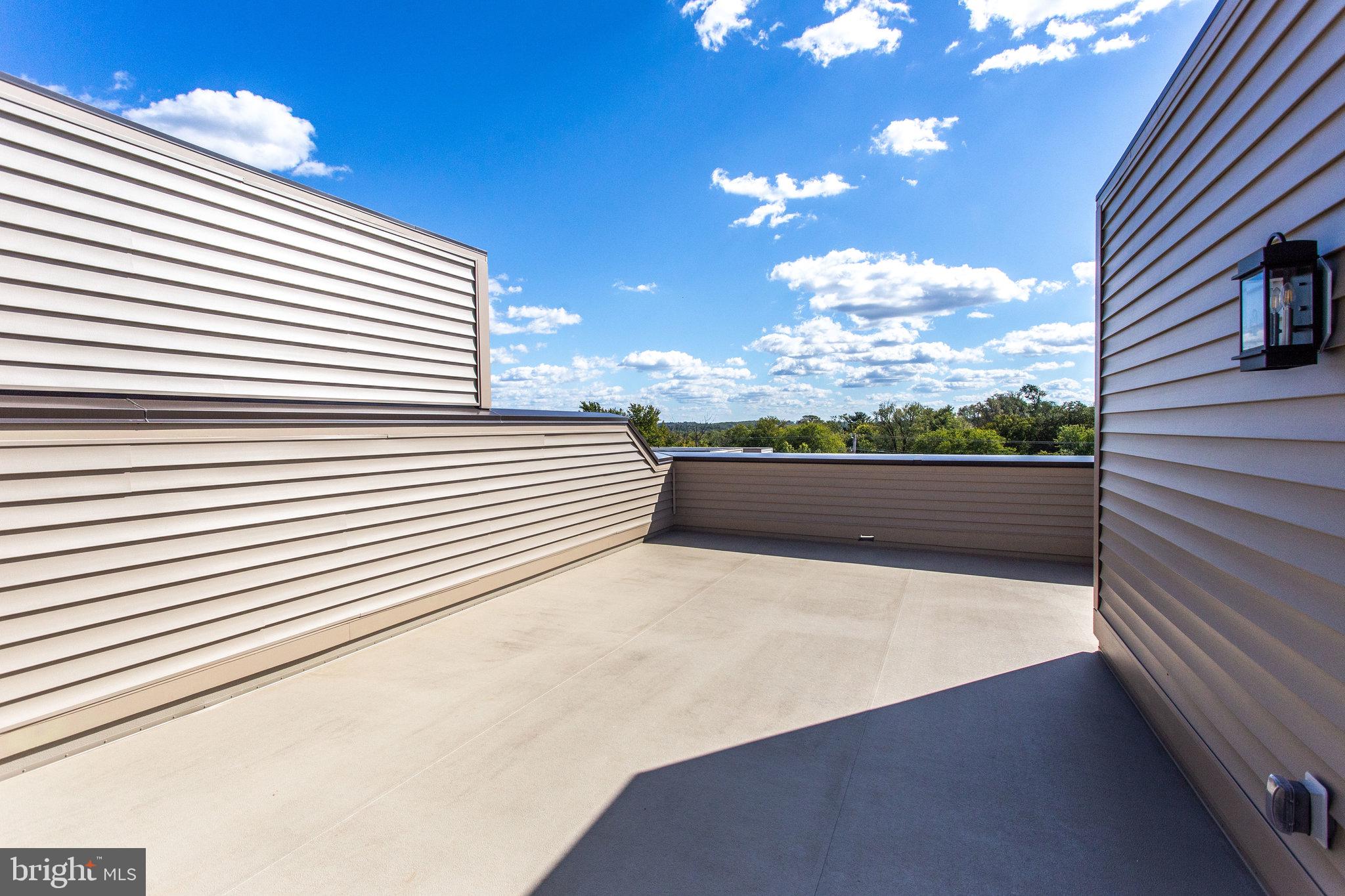 1738 MCKENNA POINT DR. MCKENNA POINT DR