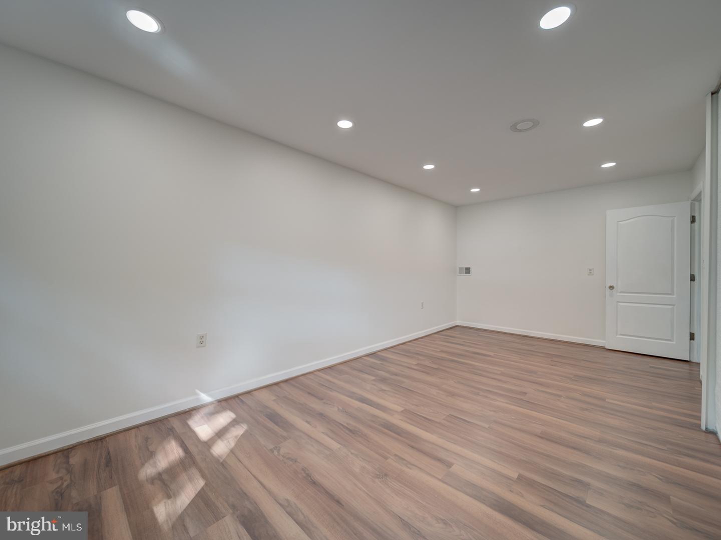 6207 Gemini Ct