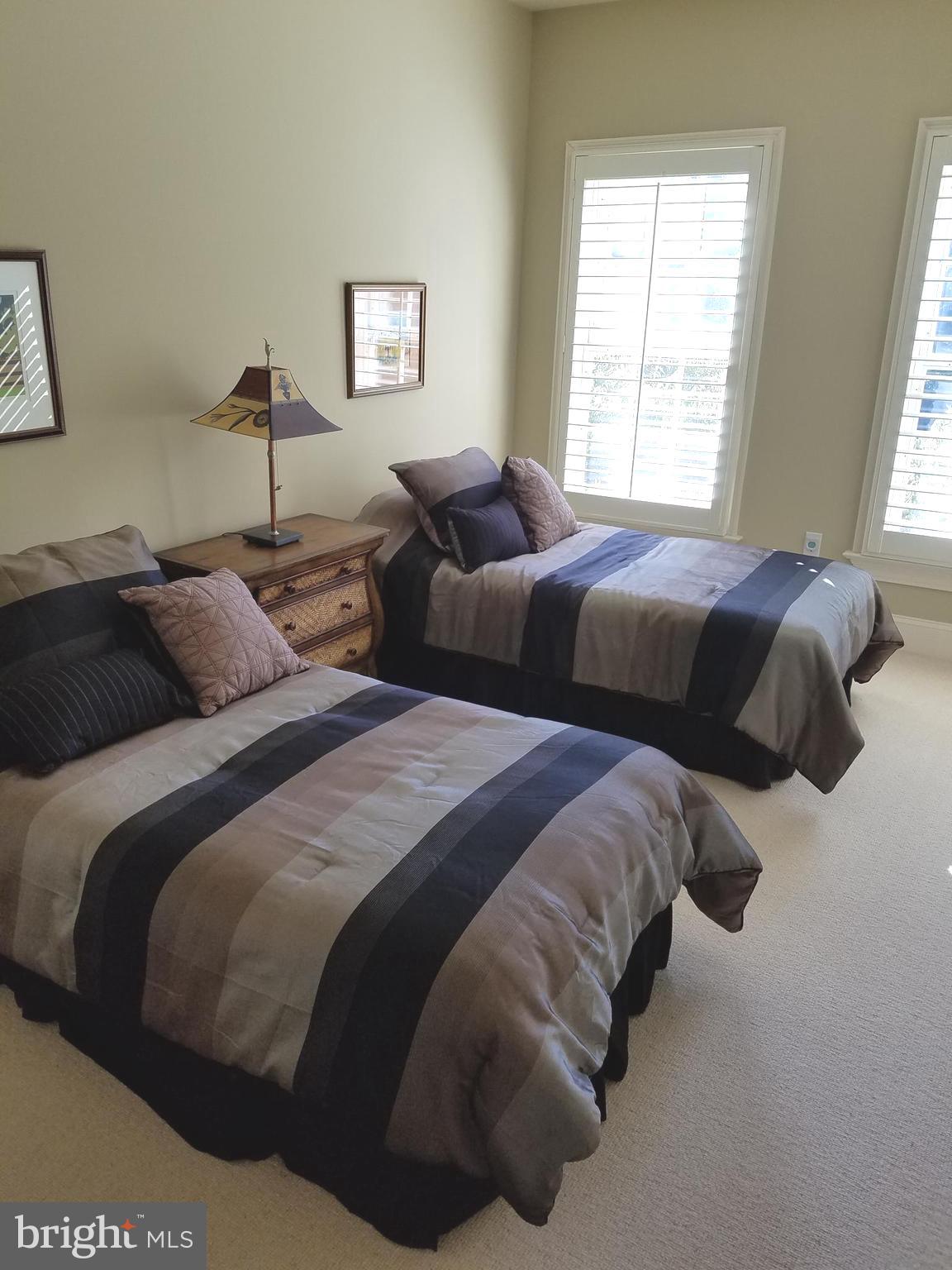 2003 MAYFAIR MCLEAN COURT