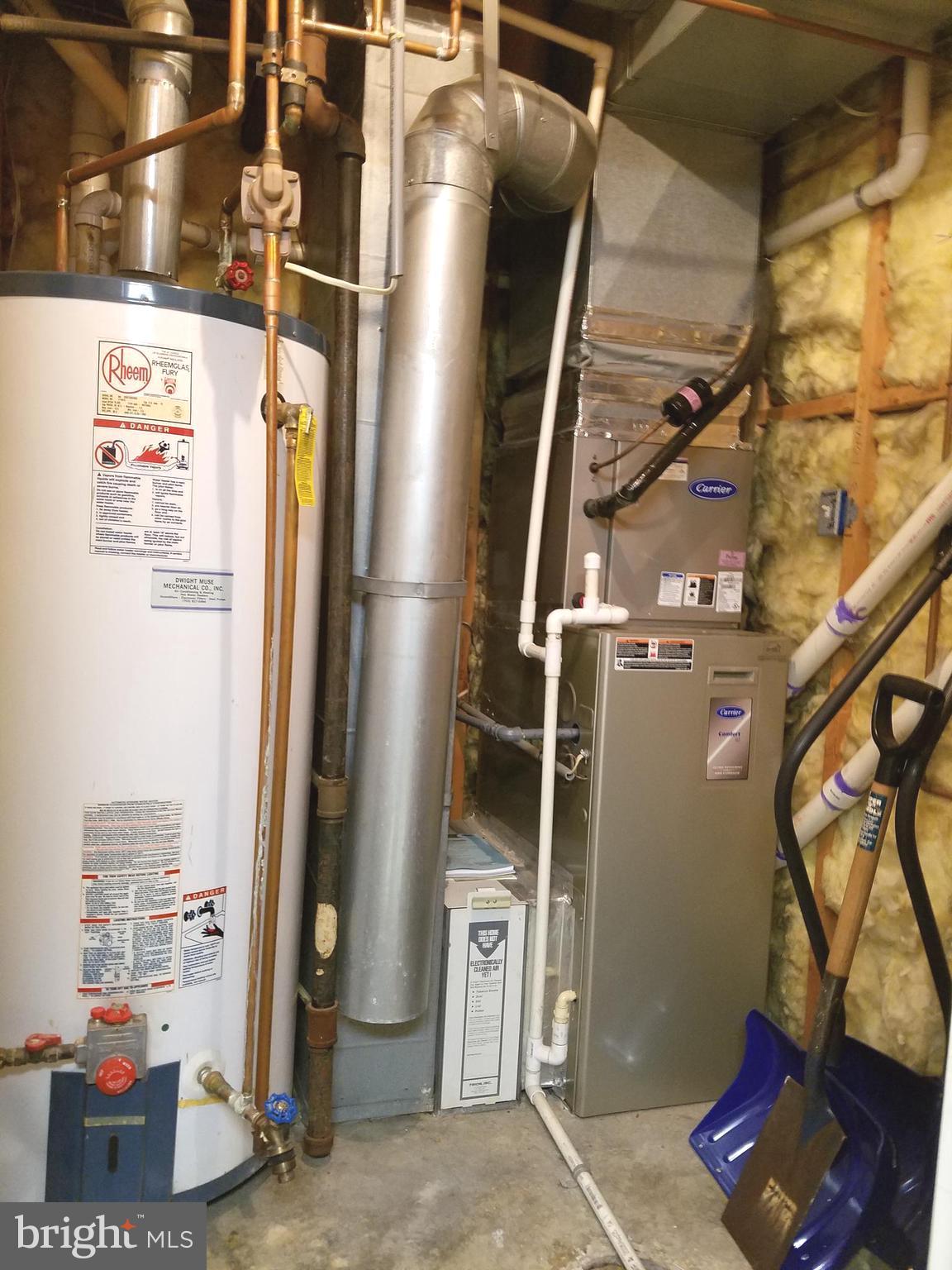 2003 MAYFAIR MCLEAN COURT