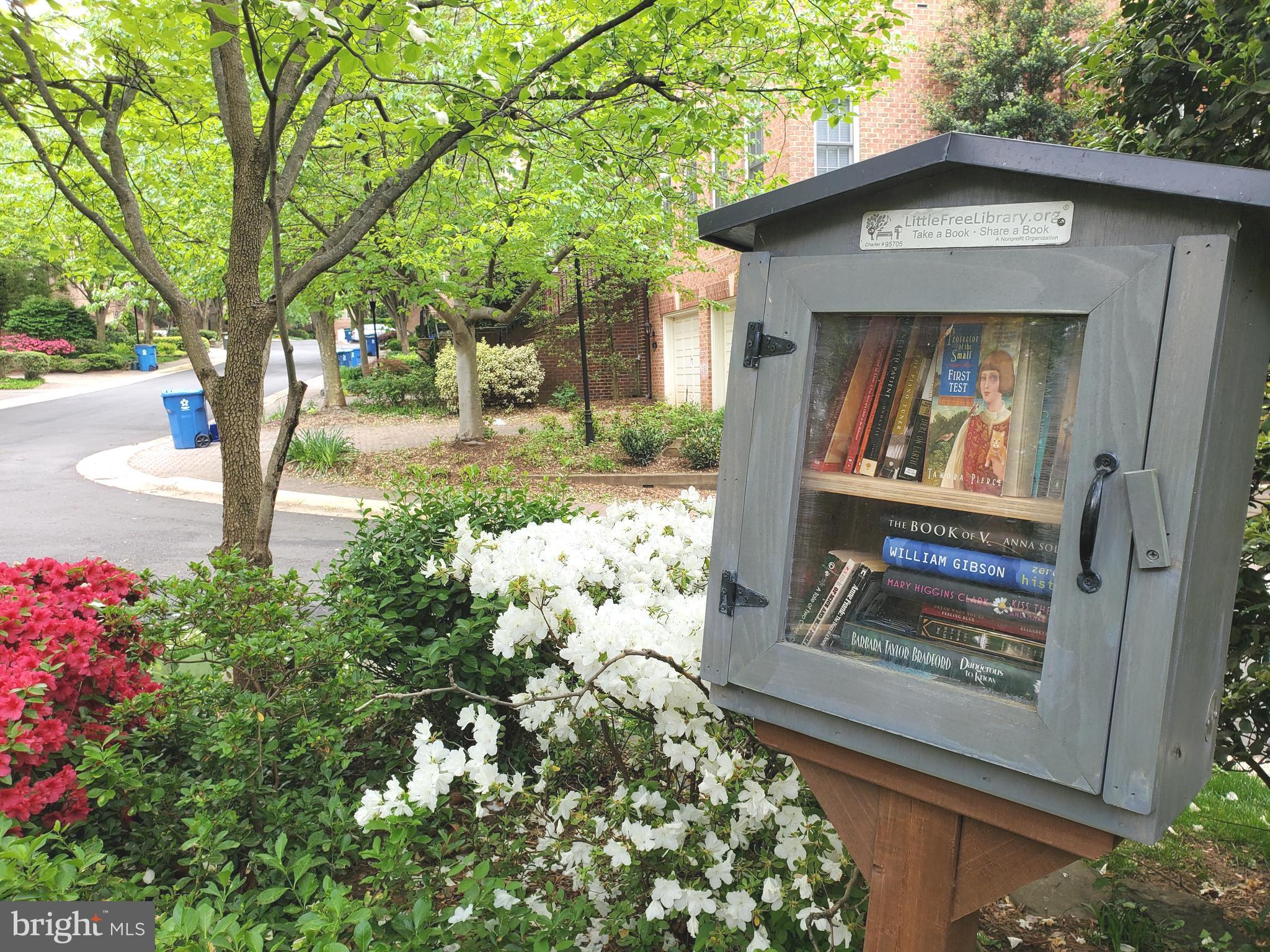 2003 MAYFAIR MCLEAN COURT